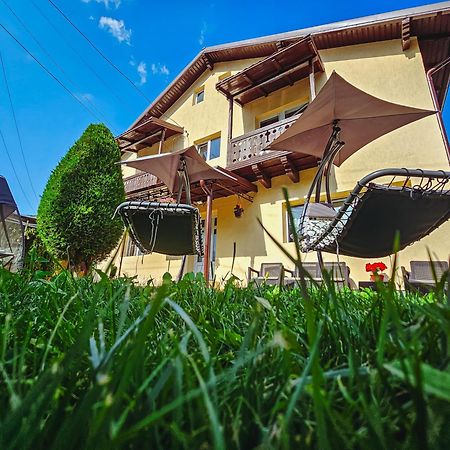 Alpine Bliss Sinaia Hotel ภายนอก รูปภาพ