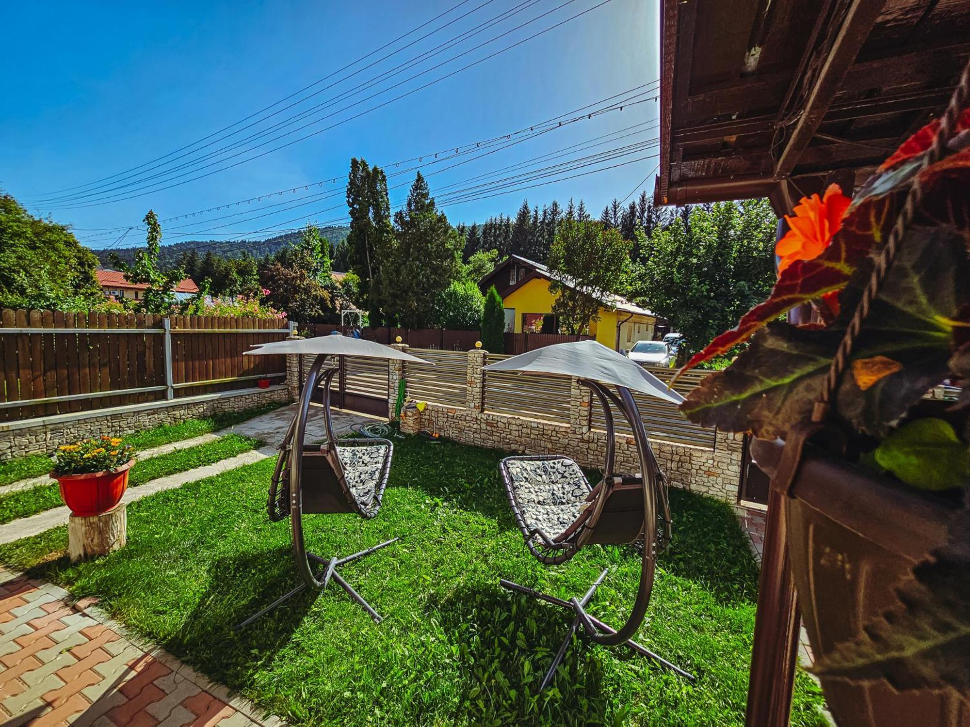 Alpine Bliss Sinaia Hotel ภายนอก รูปภาพ